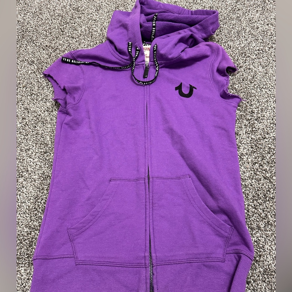 Purple hoodie vest with zipper